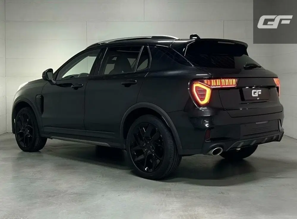 Lynk & Co 01 1.5 Plug-in Black Edition Sfeerver. CarPla uit 2023, foto 7