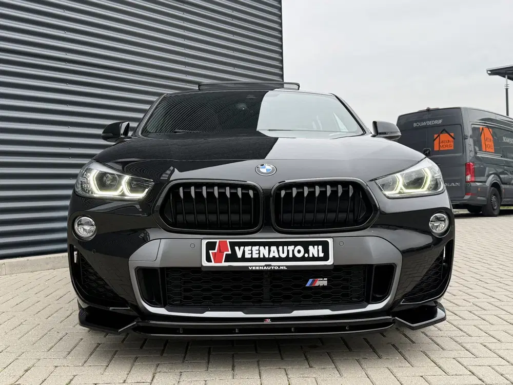 BMW X2 sDrive18i M-Sport X Pano uit 2020, foto 2