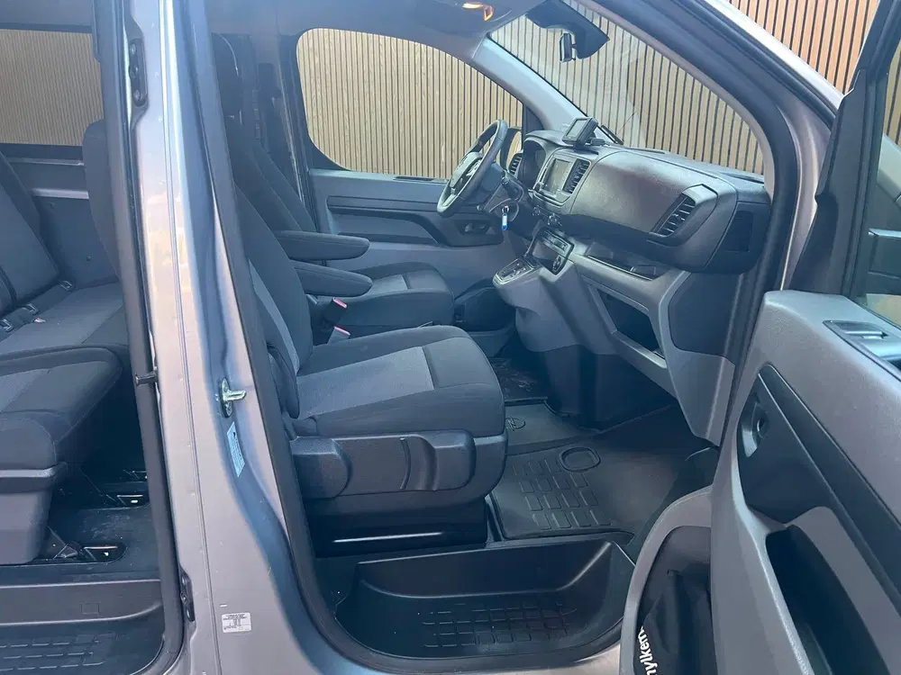 Opel Vivaro Elektrisch – 5+1 rolstoel – taxi kla uit 2022, foto 11