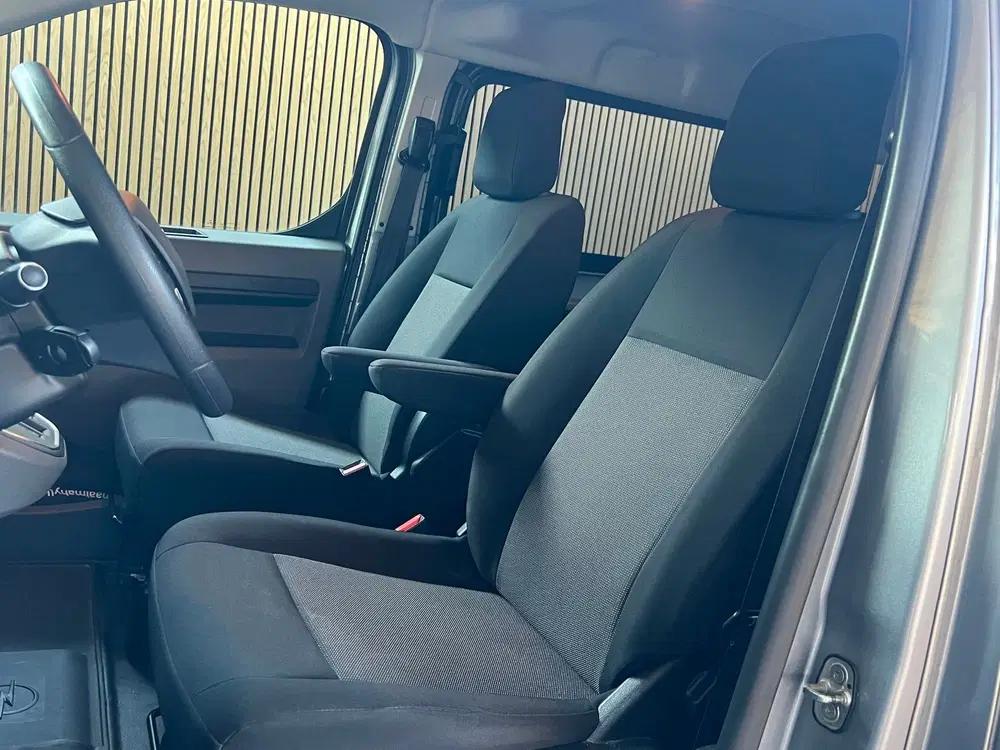 Opel Vivaro Elektrisch – 5+1 rolstoel – taxi kla uit 2022, foto 14