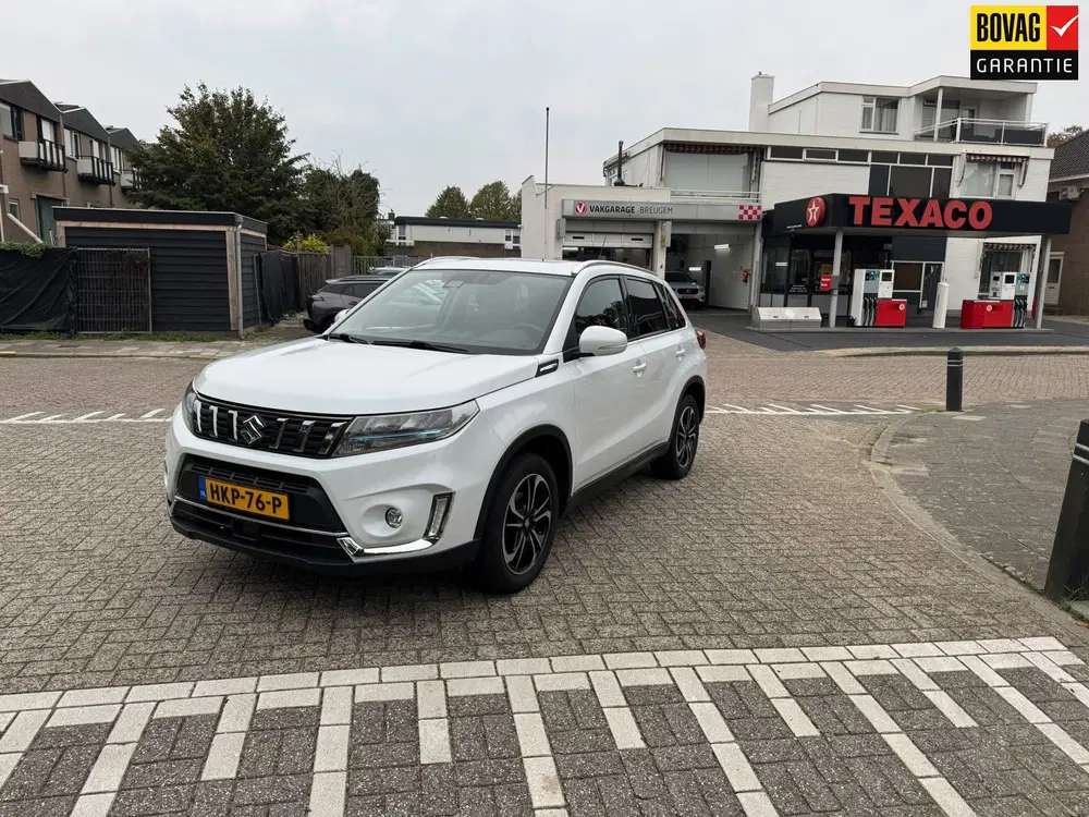 Suzuki Vitara 1.5 Hybrid Style uit 2022