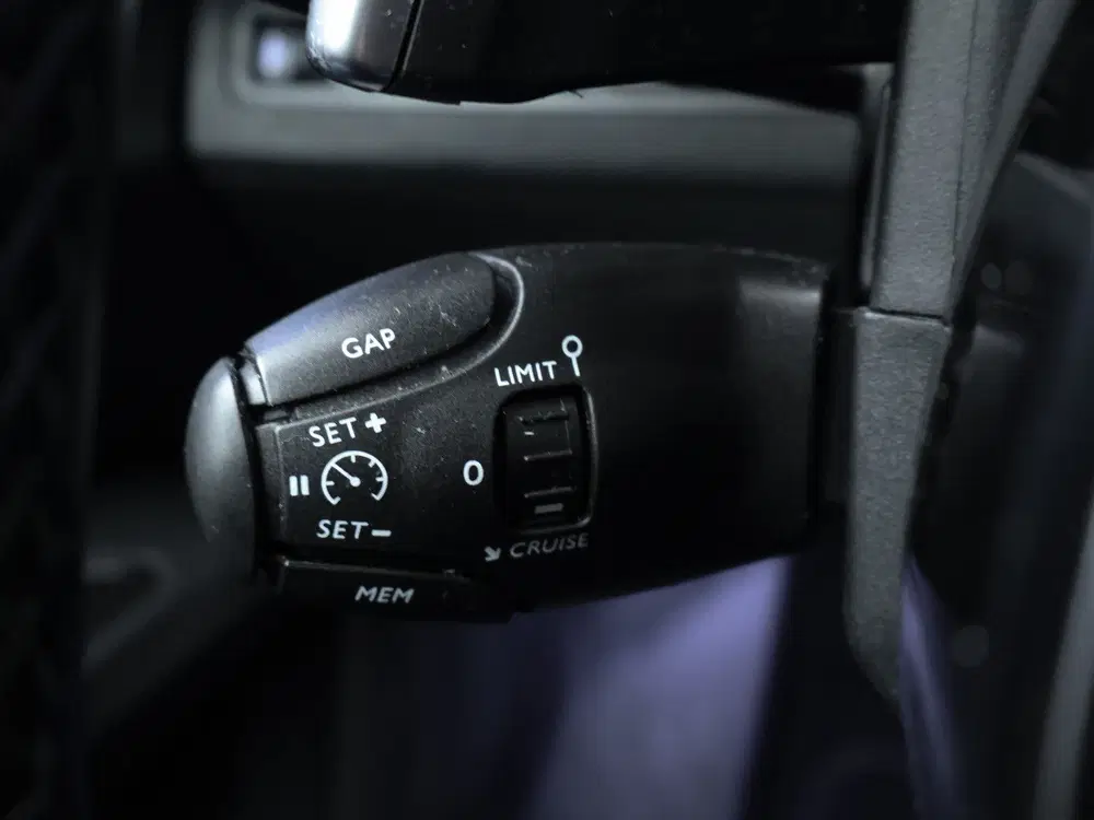 Peugeot 5008 1.2 PureTech Allure Sport (APPLE CARPLAY uit 2019, foto 9
