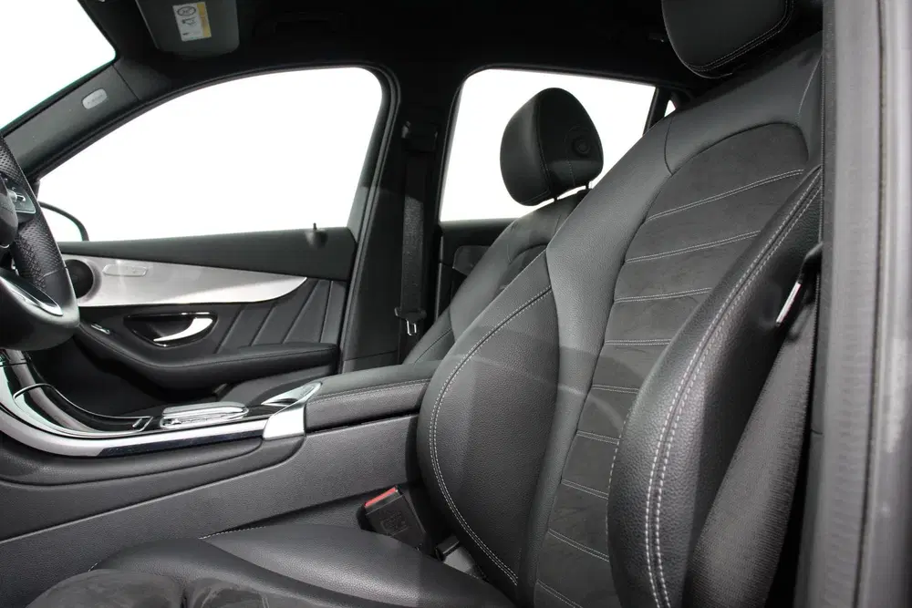 Mercedes-Benz GLC 300e 4MATIC AMG PHEV Navigatie Half uit 2022, foto 13