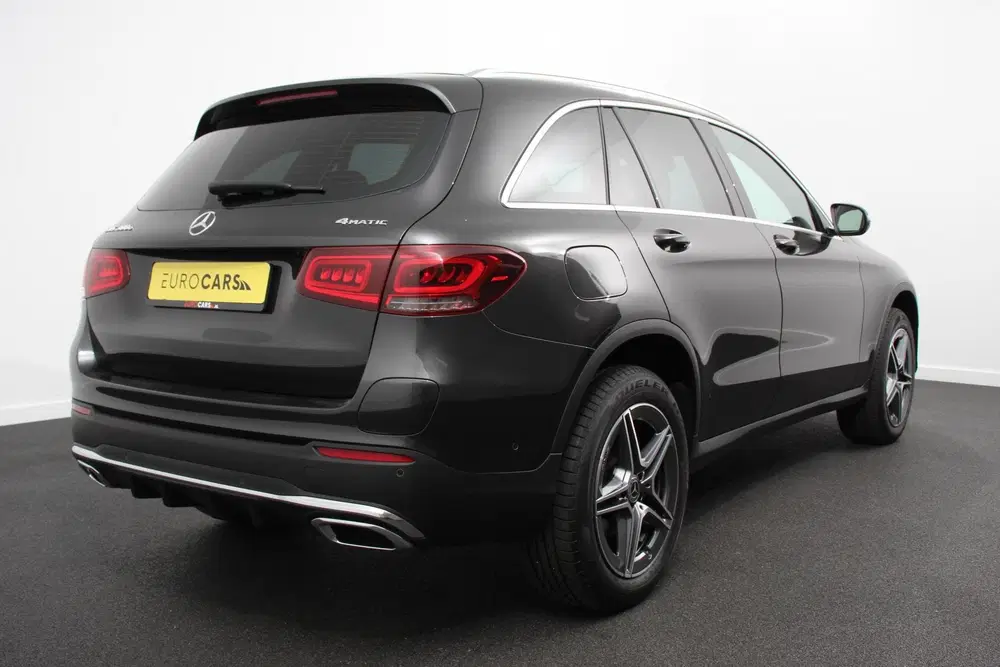 Mercedes-Benz GLC 300e 4MATIC AMG PHEV Navigatie Half uit 2022, foto 6