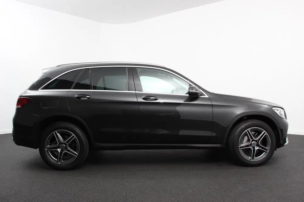 Mercedes-Benz GLC 300e 4MATIC AMG PHEV Navigatie Half uit 2022, foto 8