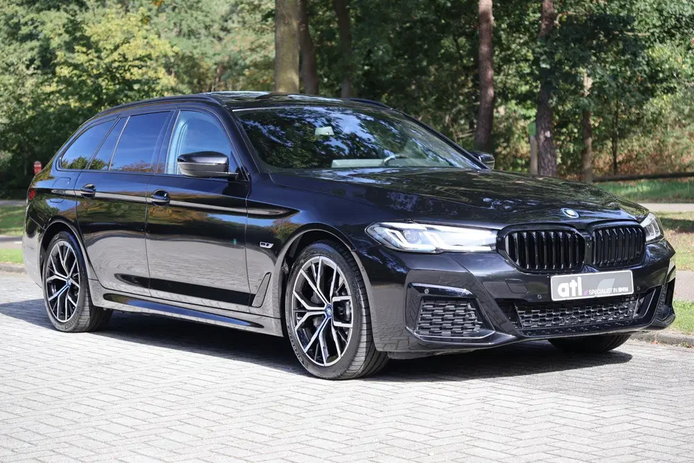 BMW 5-serie 530e xDrive High Executive M-Pakket uit 2023, foto 8