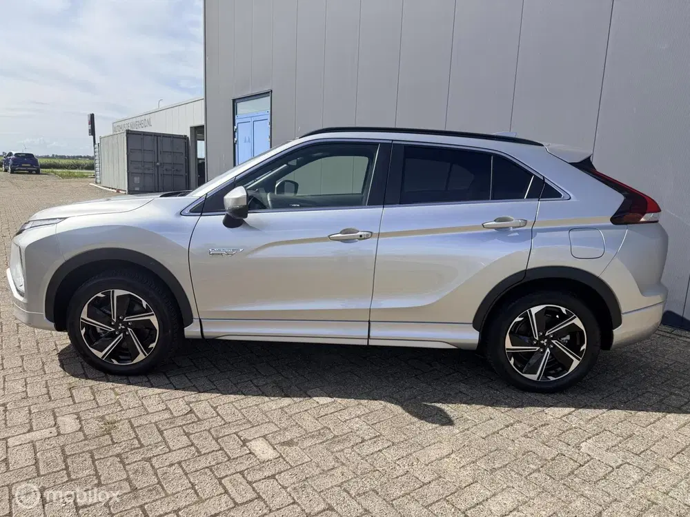 Mitsubishi Eclipse Cross 2.4 PHEV Instyle uit 2023, foto 2