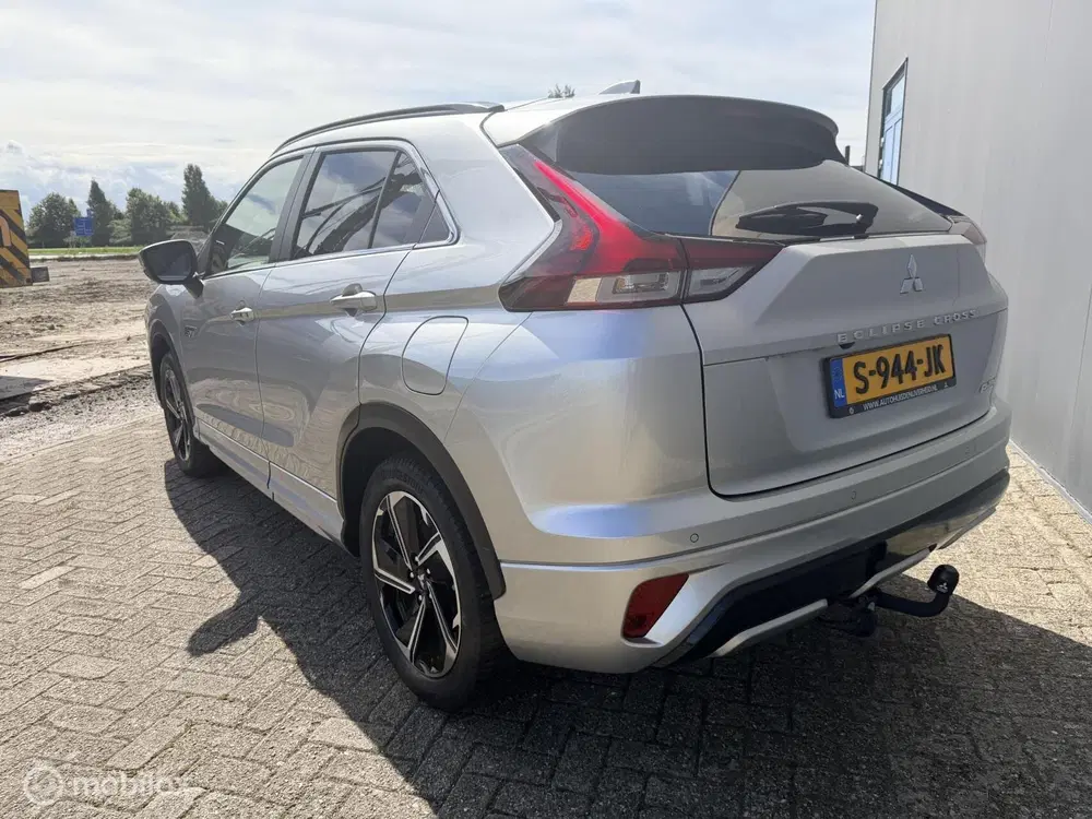 Mitsubishi Eclipse Cross 2.4 PHEV Instyle uit 2023, foto 3