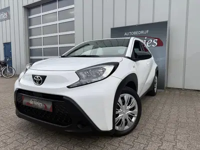 Toyota Aygo X 1.0 VVT-i MT Play AIRCO uit 2024