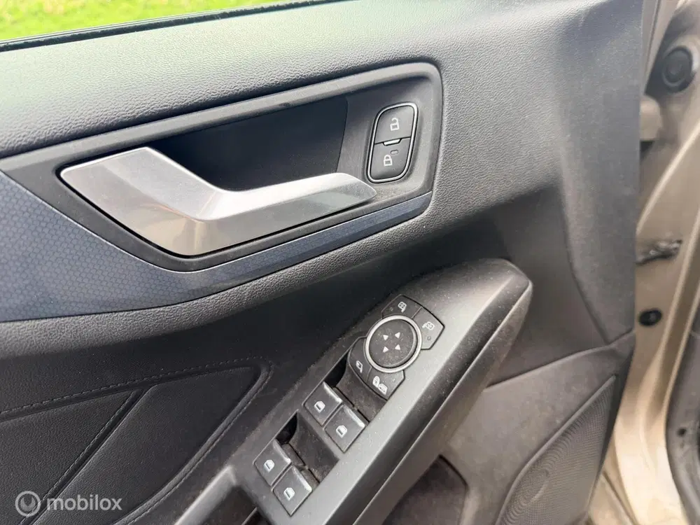 Ford Focus 1.5 EcoBlue Active Business trekhaak uit 2019, foto 9