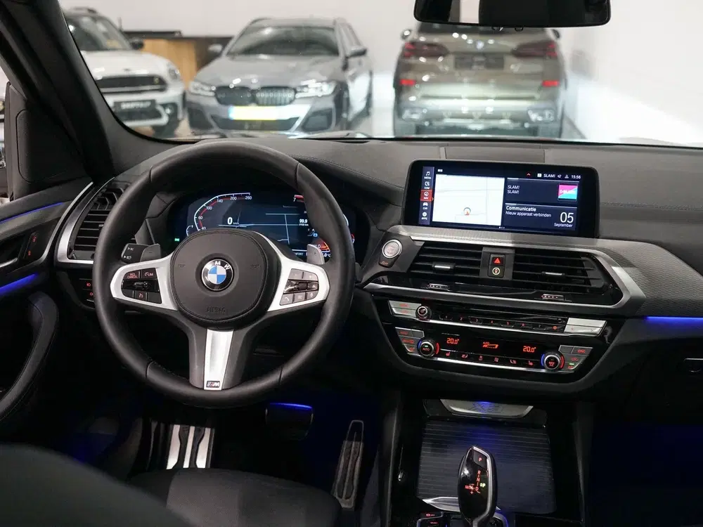 BMW X3 xDrive20i M-Sport uit 2021, foto 10