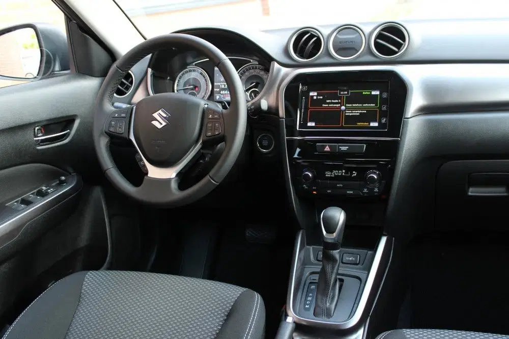 Suzuki Vitara 1.5 Hybrid Select Automaat uit 2023, foto 2