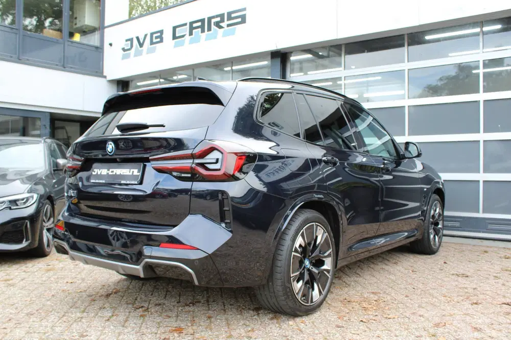 BMW iX3 High Executive 80 kWh uit 2022, foto 7