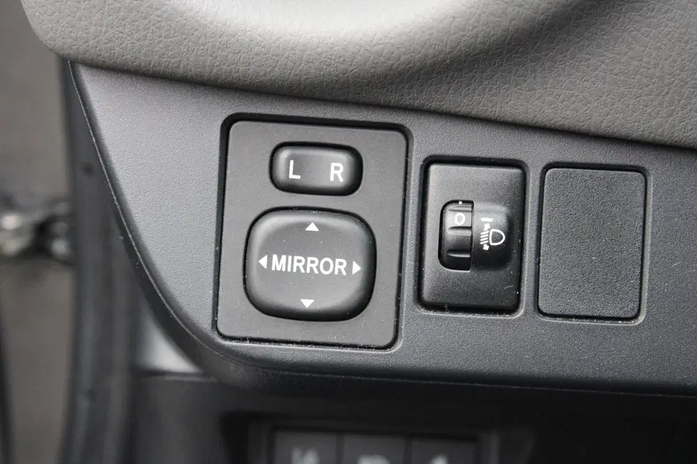 Toyota Yaris 1.5 VVT-i Dynamic Trekhaak uit 2019, foto 12