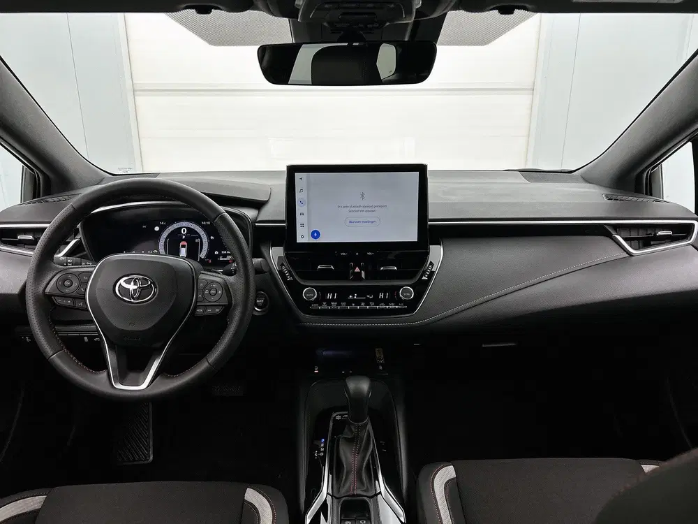Toyota Corolla Hybrid 180 GR Sport uit 2026, foto 4