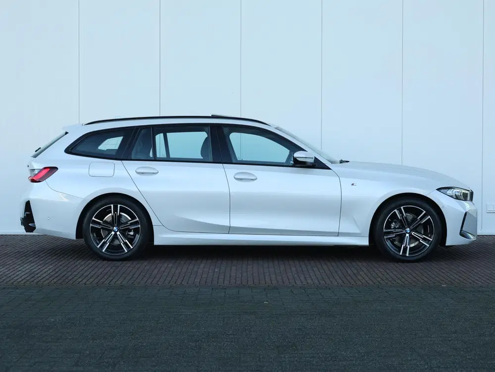 BMW 3-serie 318i M-Sportpakket uit 2025, foto 11