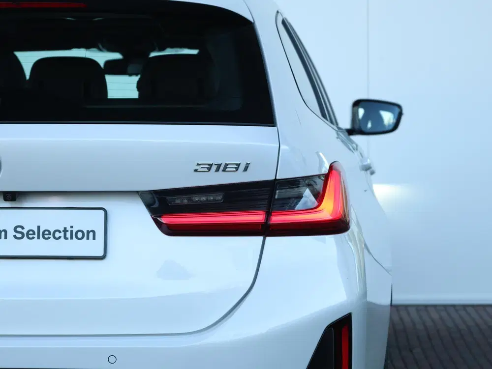 BMW 3-serie 318i M-Sportpakket uit 2025, foto 13