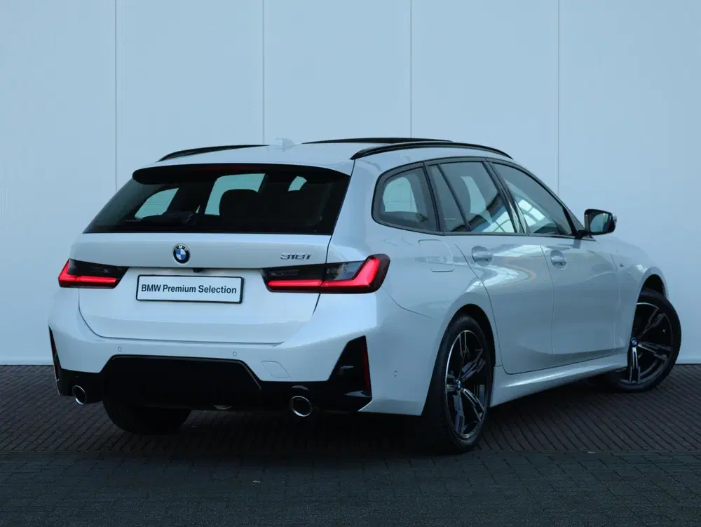 BMW 3-serie 318i M-Sportpakket uit 2025, foto 3
