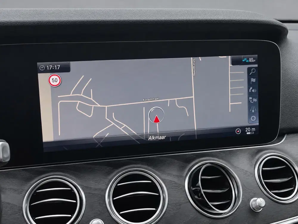 Mercedes-Benz E-Klasse 200 Business Solution Sport uit 2020, foto 13