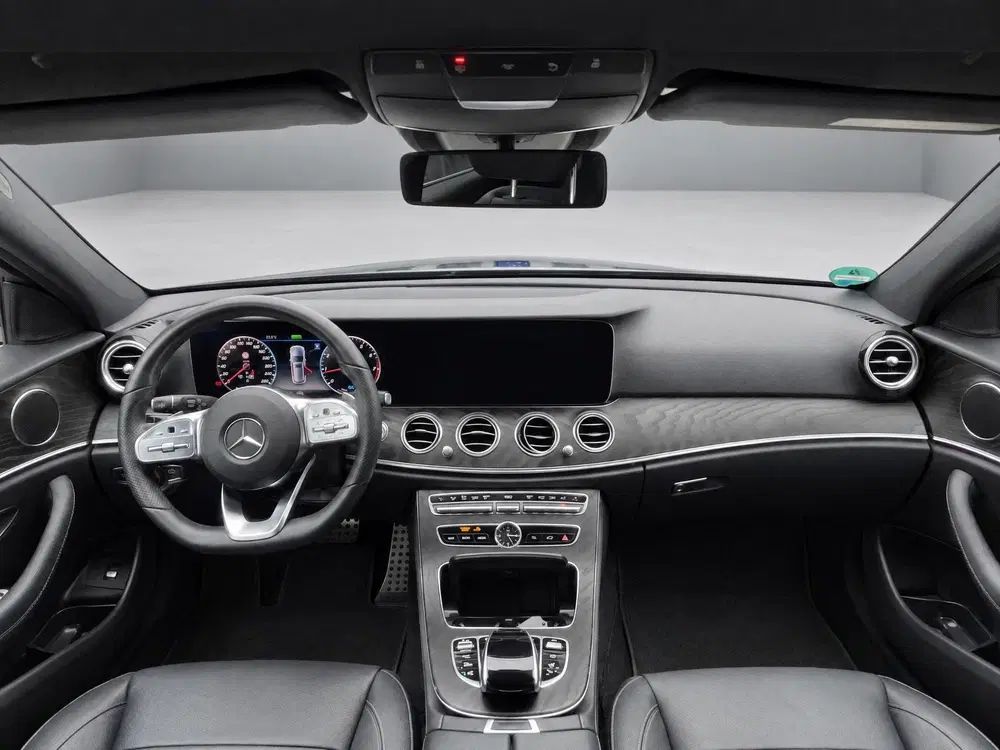 Mercedes-Benz E-Klasse 200 Business Solution Sport uit 2020, foto 5