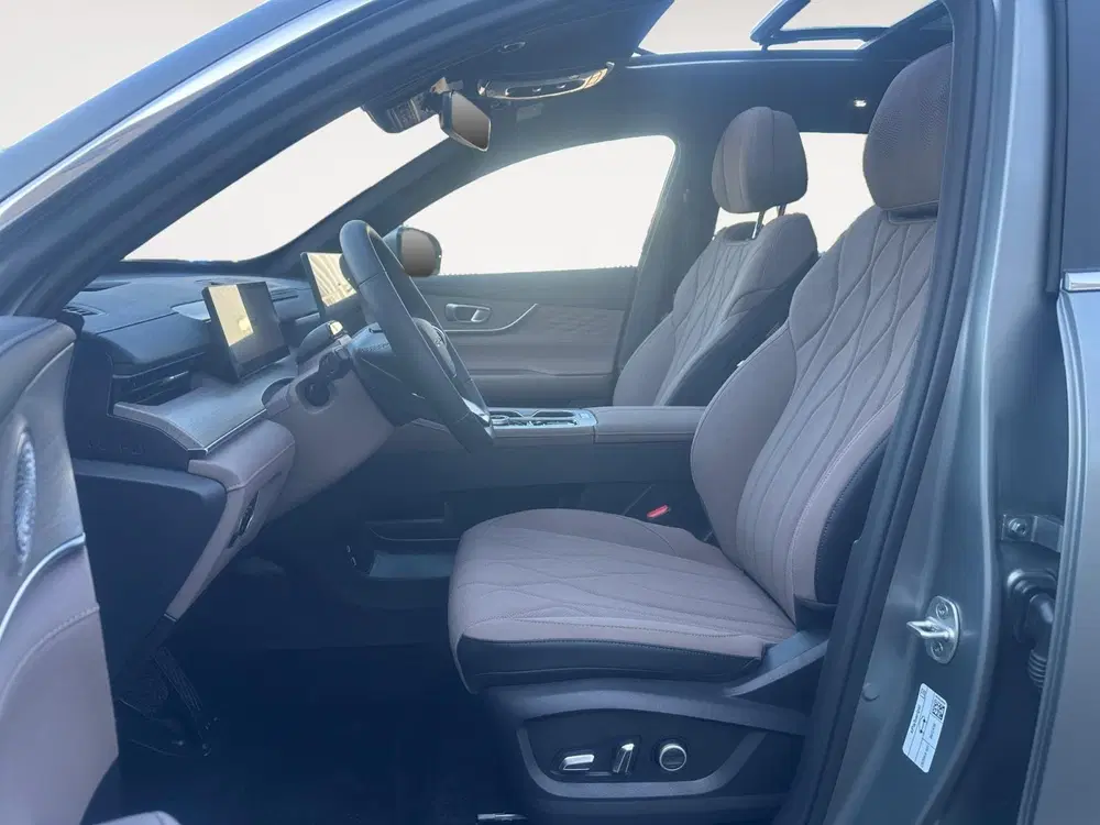 Chery Tiggo 8 1.5TGDI PHEV UNIQUE uit 2026, foto 12