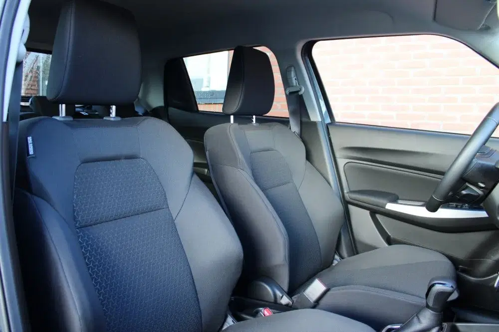 Suzuki Swift 1.2 Select Smart Hybrid Automaat uit 2022, foto 12