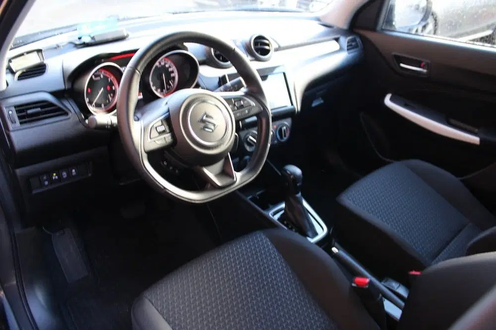 Suzuki Swift 1.2 Select Smart Hybrid Automaat uit 2022, foto 8