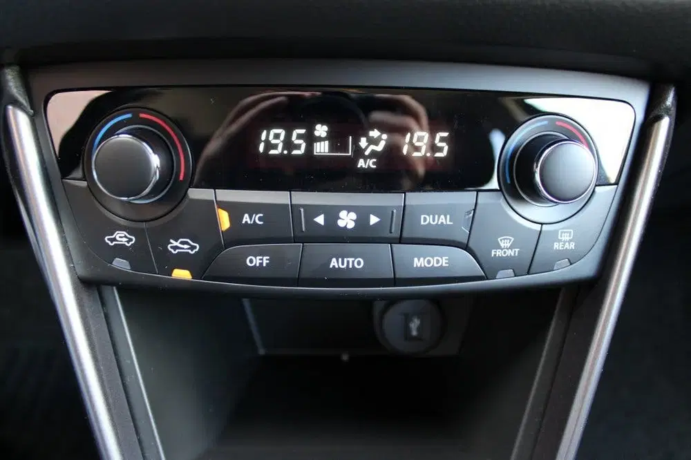 Suzuki S-Cross 1.5 Hybrid Select Automaat uit 2023, foto 14