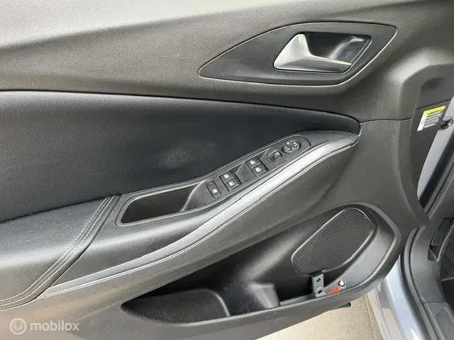 Opel Grandland 1.2 Turbo Business Executive uit 2019, foto 12