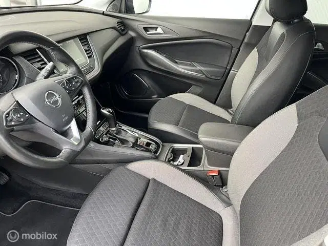 Opel Grandland 1.2 Turbo Business Executive uit 2019, foto 13