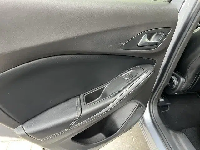 Opel Grandland 1.2 Turbo Business Executive uit 2019, foto 8