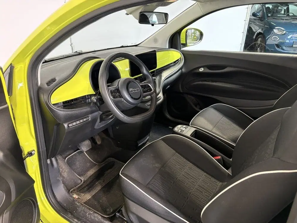 Fiat 500e 500E 24kWh SOH 92% uit 2024, foto 4