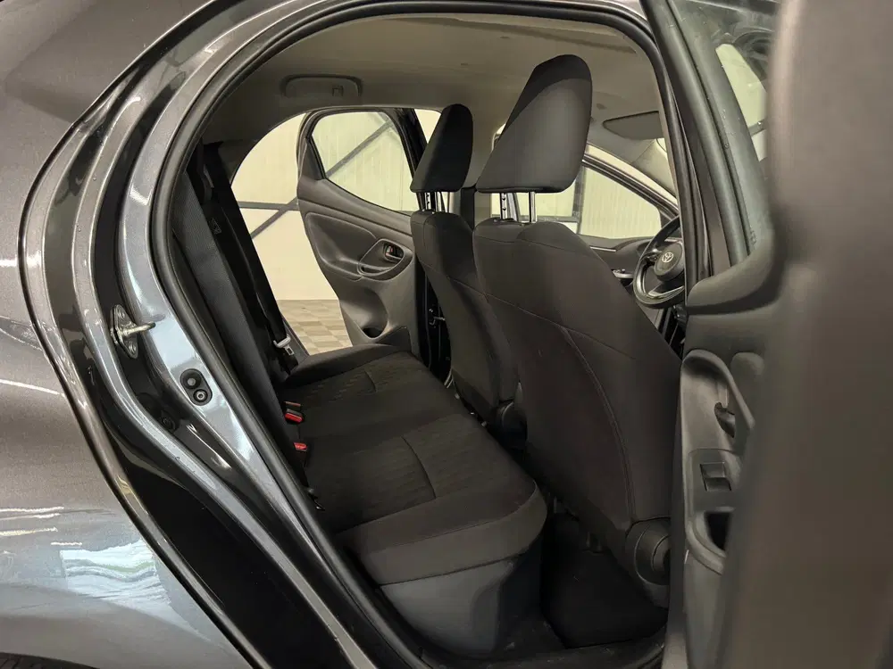 Toyota Yaris 1.5 Hybrid 115 uit 2024, foto 4