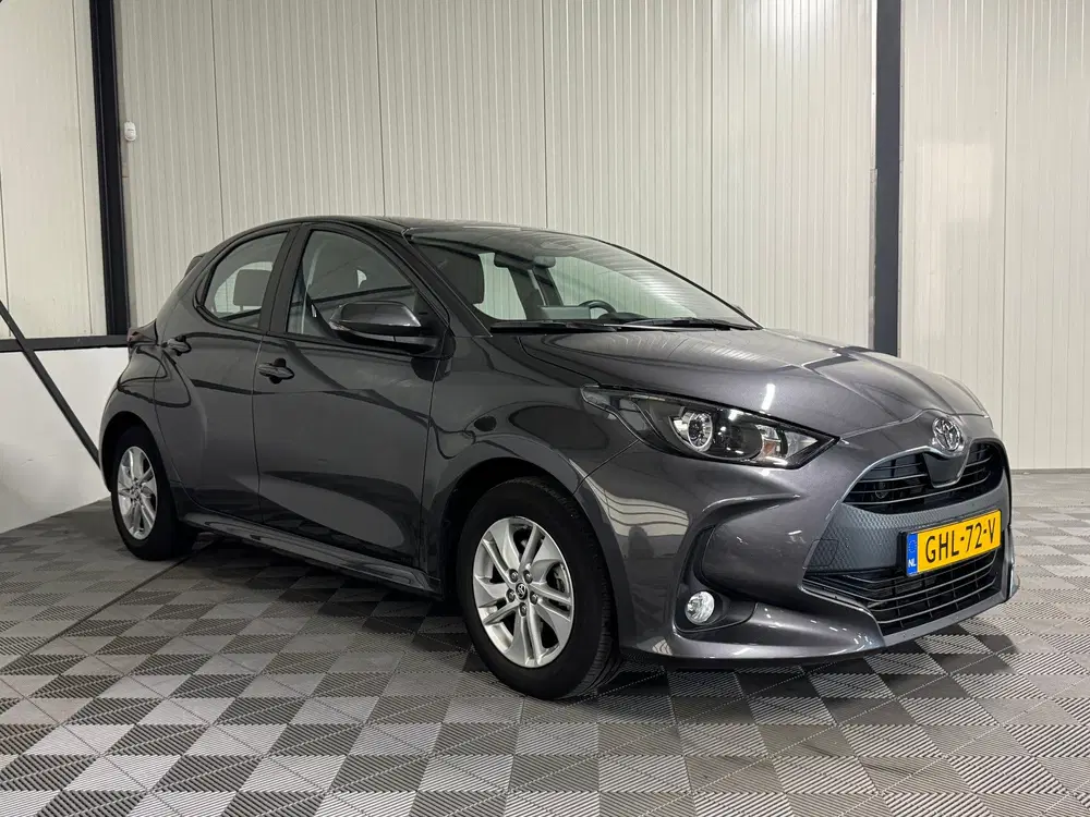 Toyota Yaris 1.5 Hybrid 115 uit 2024, foto 6