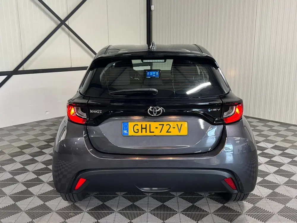 Toyota Yaris 1.5 Hybrid 115 uit 2024, foto 9