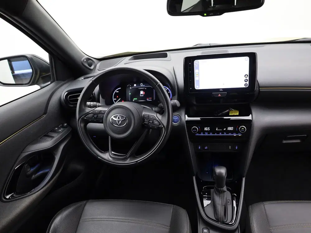 Toyota Yaris Cross 1.5 Hybrid Adventure uit 2021, foto 2