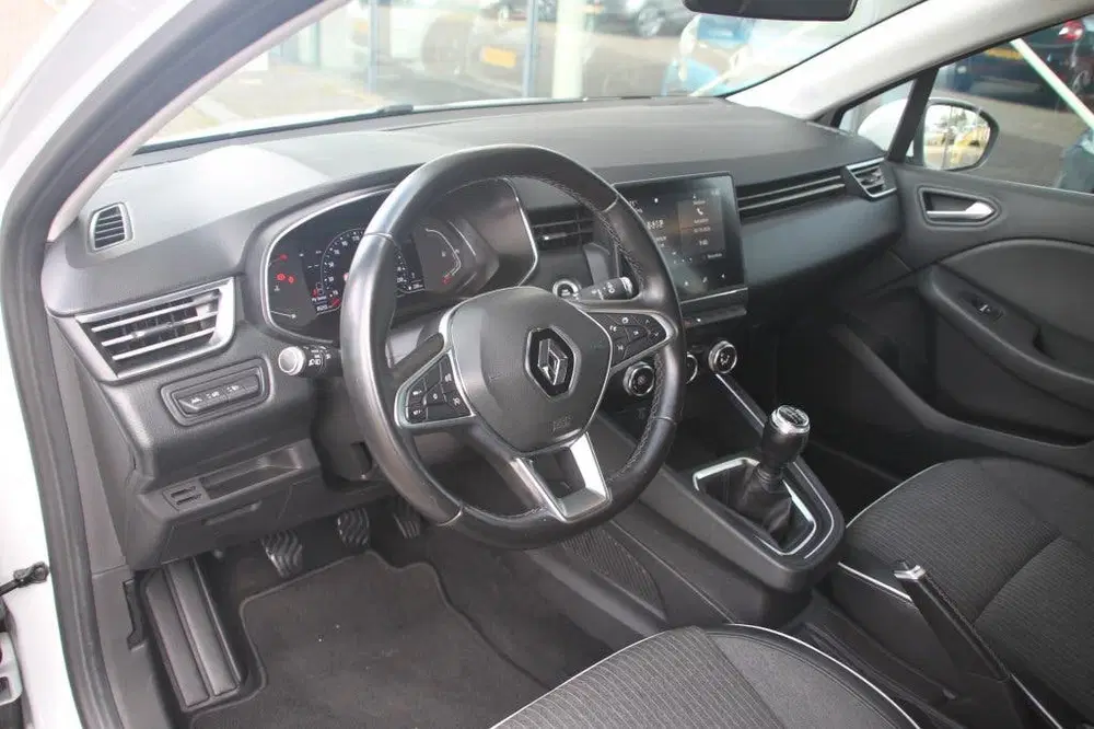 Renault Clio 100PK-INTENS-85DKM-CARPLAY-CLIMA-CRUISE-LM uit 2019, foto 11