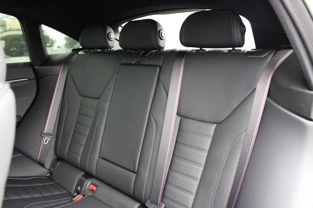 BMW i4 eDrive35 M Sport uit 2026, foto 8