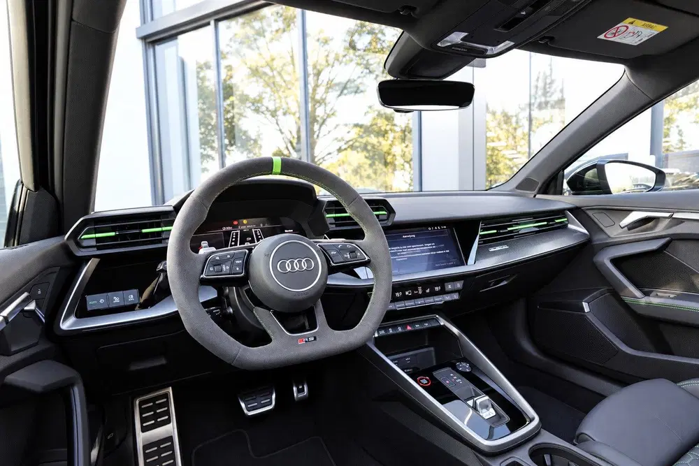 Audi RS3 2.5 TFSI RS 3 quattro HULK KERAMISCH PANO uit 2023, foto 4