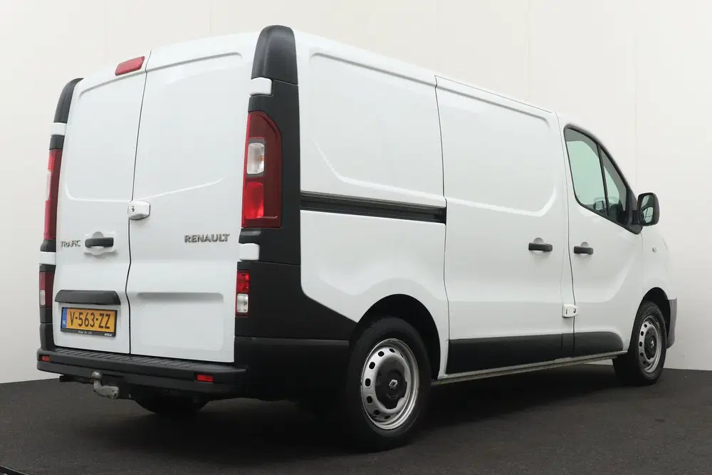 Renault Trafic 1.6 dCi T29 L1H1 Comfort Energy Trekhaak H uit 2019, foto 2