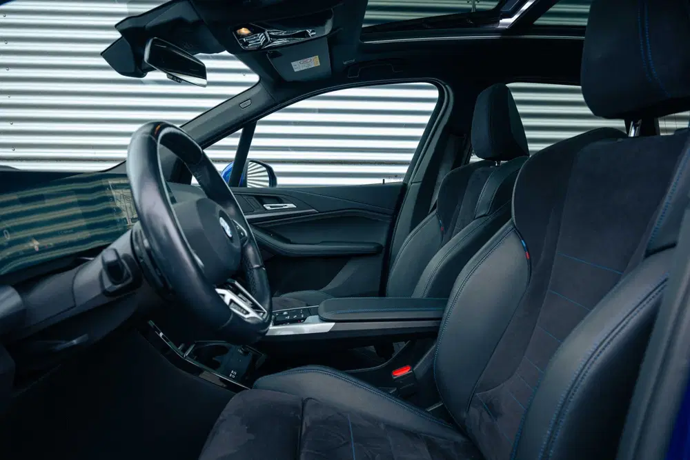 BMW 2-serie Active Tourer 220i M Sport Automaat uit 2023, foto 4