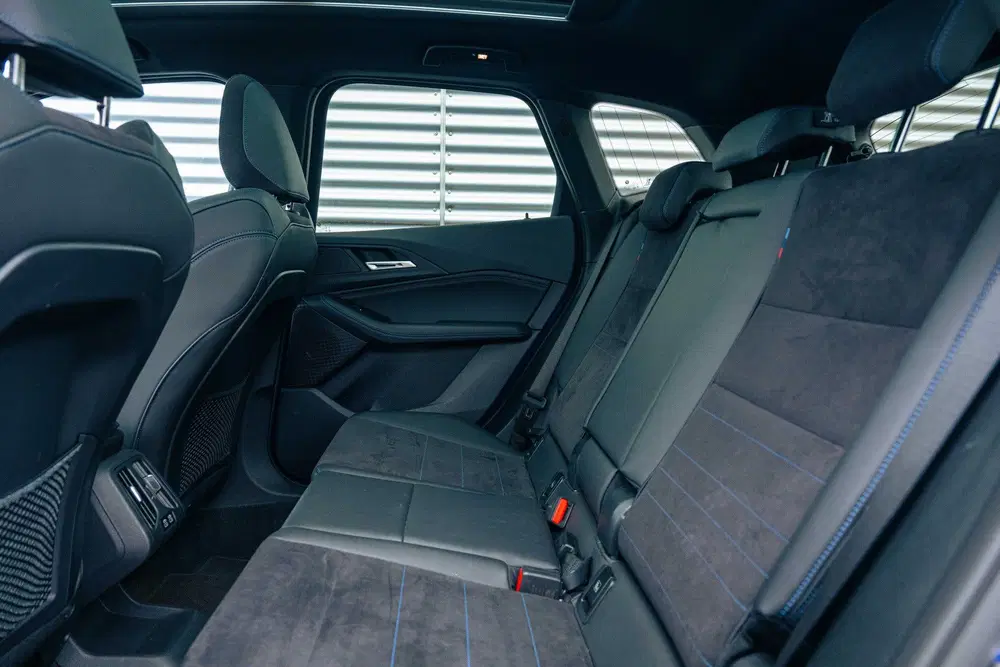 BMW 2-serie Active Tourer 220i M Sport Automaat uit 2023, foto 9