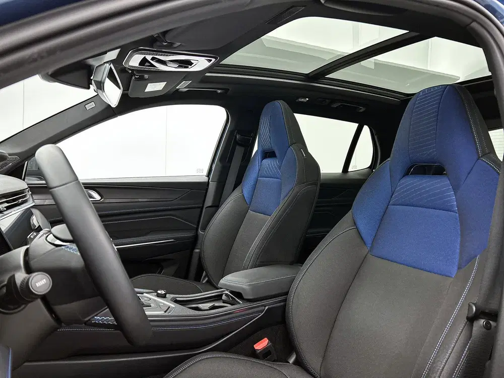 Lynk & Co 01 1.5 uit 2024, foto 13
