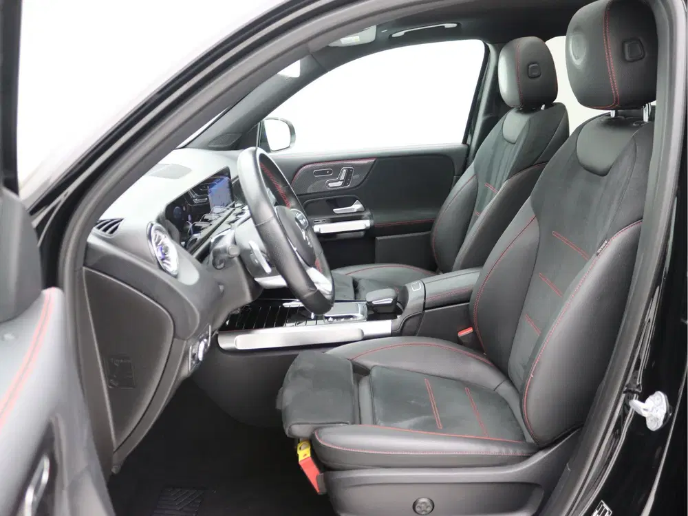 Mercedes-Benz GLB 200 AMG 7p. Pano uit 2021, foto 10