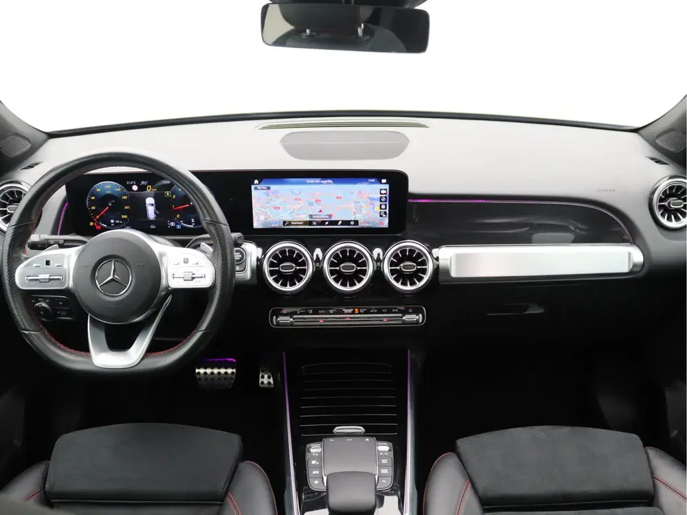 Mercedes-Benz GLB 200 AMG 7p. Pano uit 2021, foto 14
