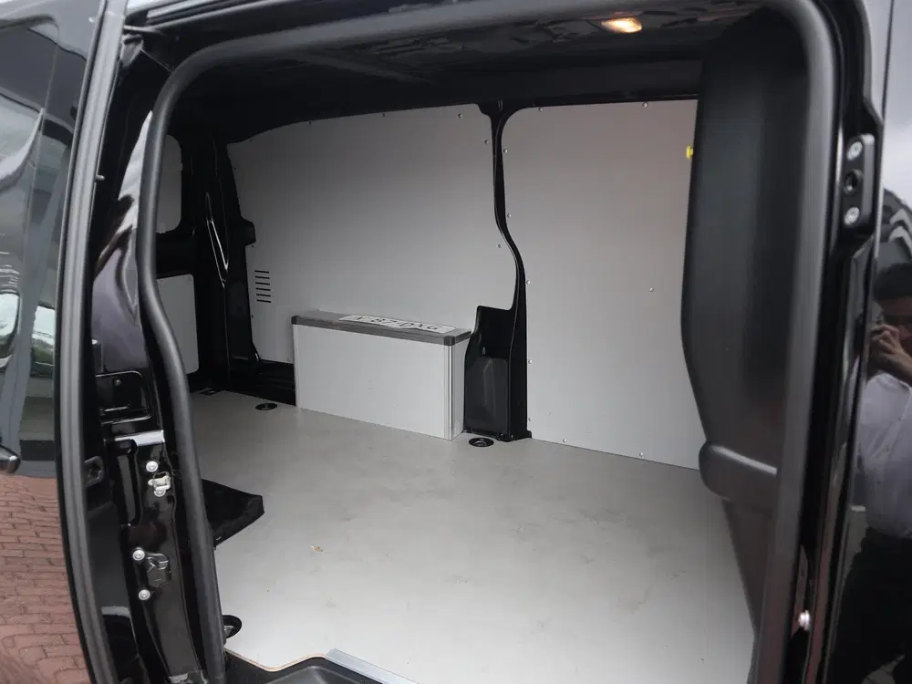 Citroën Jumpy Citroen Jumpy 2.0 BlueHDI 145 L3 uit 2024, foto 7