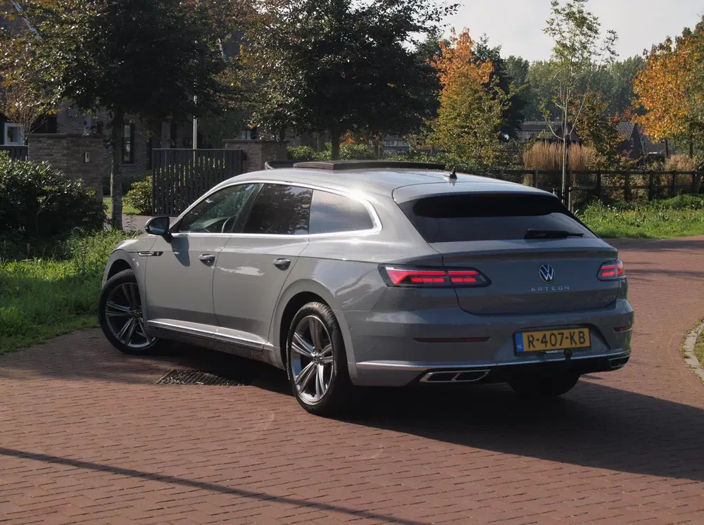 Volkswagen Arteon 1.4 TSI eHybrid R-Line Busi uit 2022, foto 3