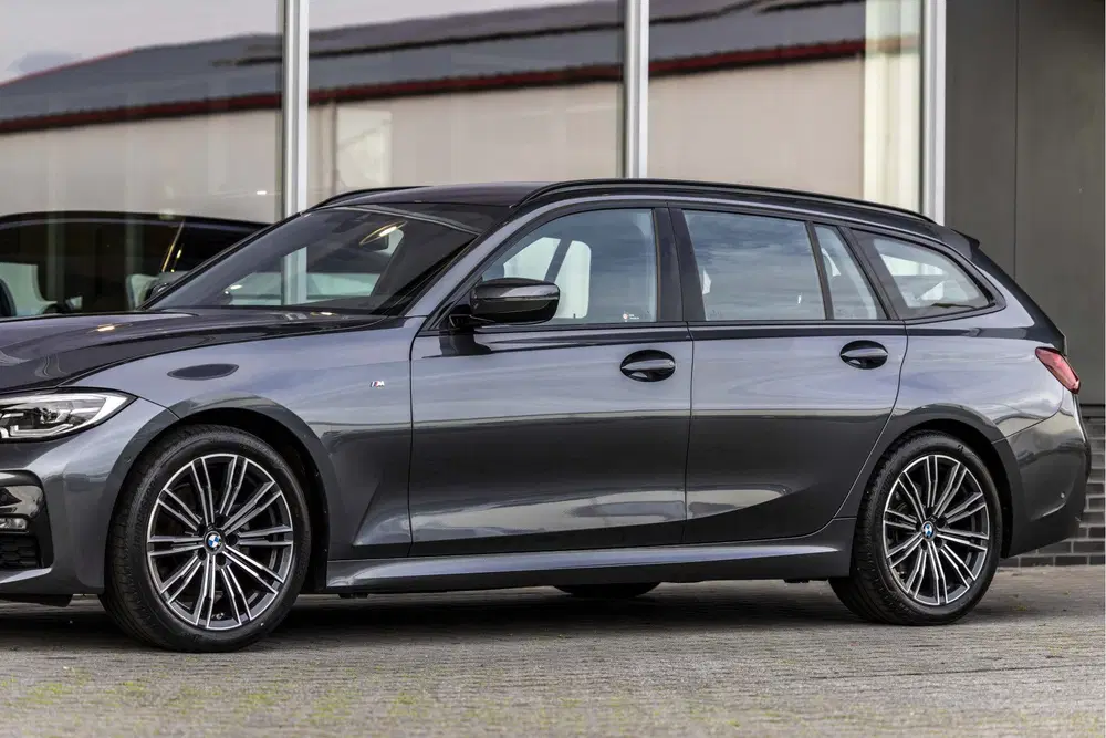 BMW 3-serie 3 Serie Touring 320i M-Sport uit 2022, foto 13