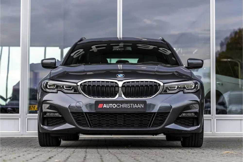 BMW 3-serie 3 Serie Touring 320i M-Sport uit 2022, foto 3