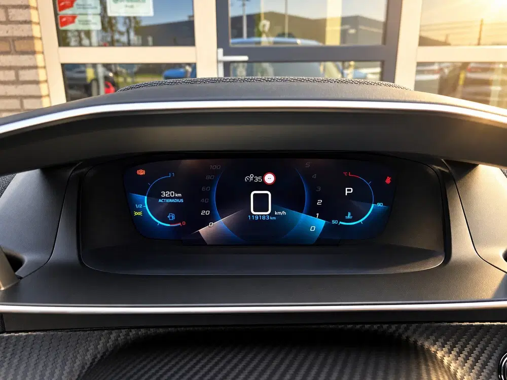 Peugeot 208 1.2 PureTech Allure uit 2020, foto 13